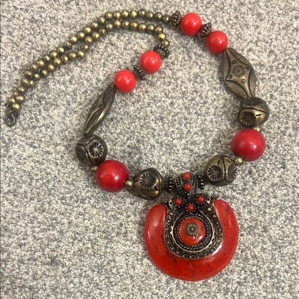 Elegant Red and Gold Necklace